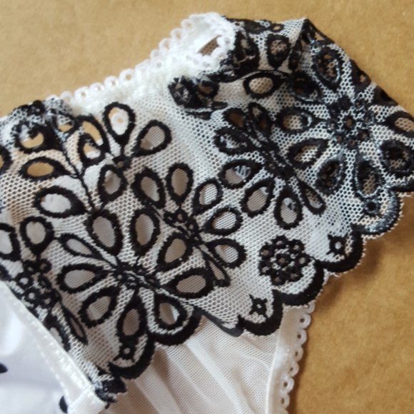 Victoria's secret gorgeous push up 34C large - Picture 9 of 9